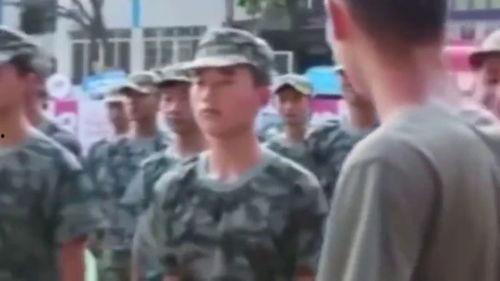 吃瓜教官被抓,揭秘背后惊人真相