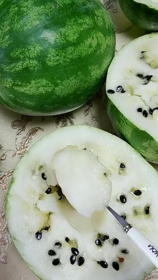 东北吃瓜爆料图片,揭秘幕后真相，图解热点事件