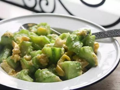 吃瓜不如吃米什么意思,探寻日常生活中的小确幸