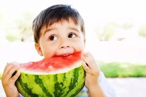 带你吃瓜放风筝,带你领略春日美食与放风筝的浪漫时光